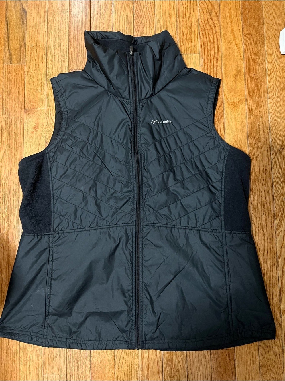 Columbia Black Lightweight Vest